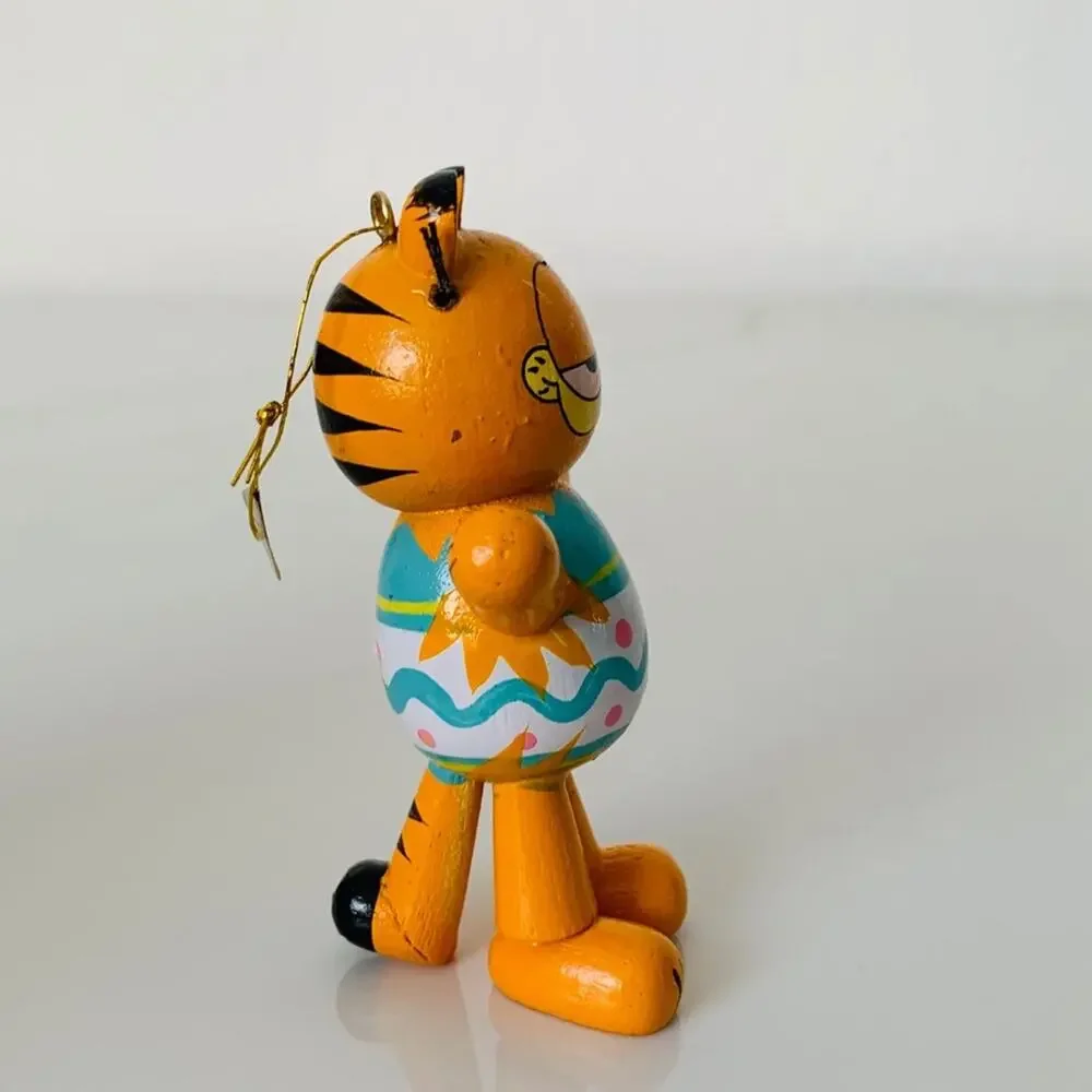 1981 Garfield Wooden Easter Ornament